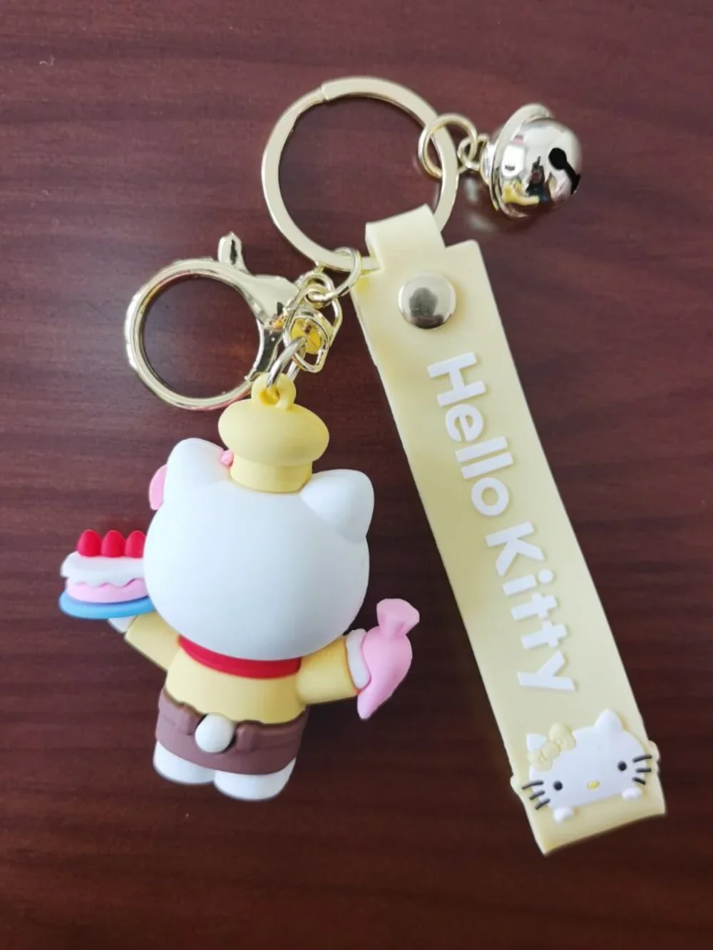 ❗️Hello Kitty Baker keychain❗️